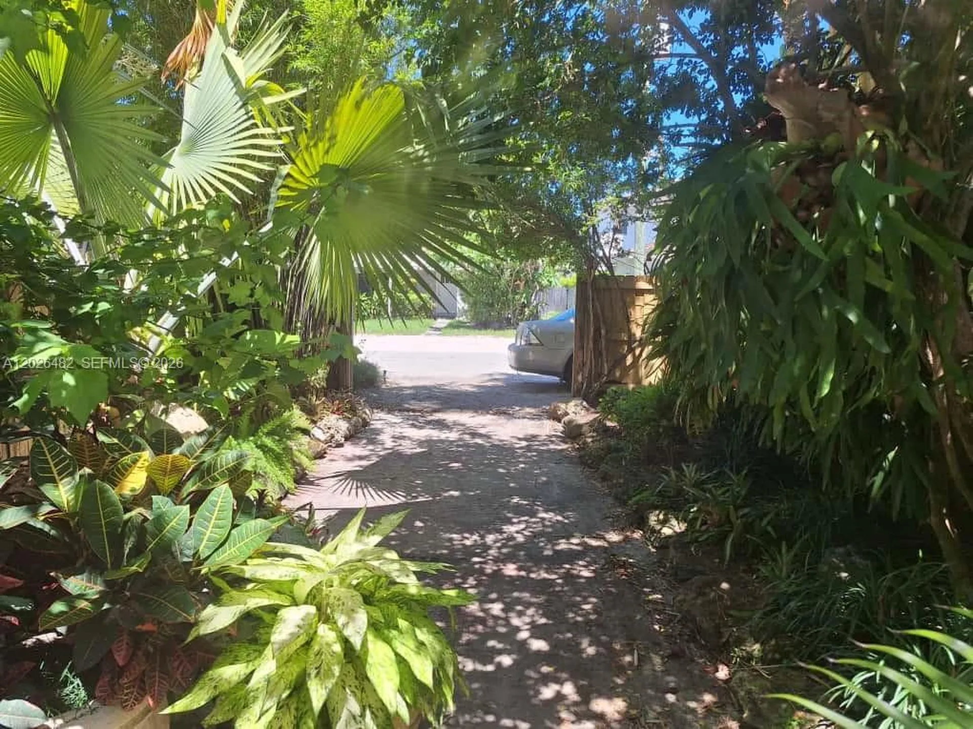 1121 NE 1st Avenue Fort Lauderdale FL 33304