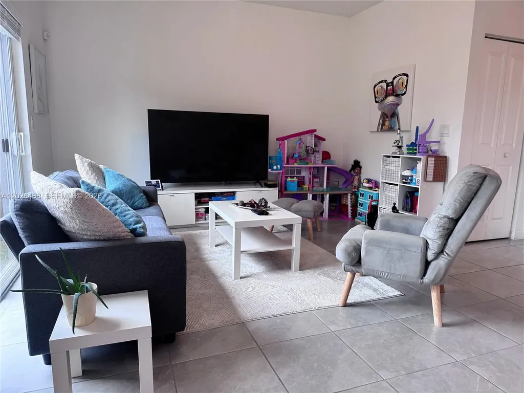 4664 NW 120th Way Coral Springs FL 33076