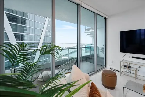 900 Biscayne Boulevard Miami FL 33132