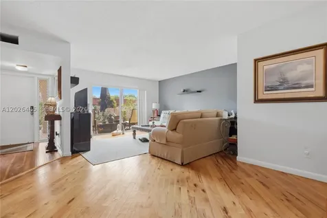 2321 SW 81st Terrace North Lauderdale FL 33068