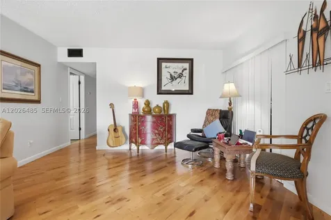 2321 SW 81st Terrace North Lauderdale FL 33068