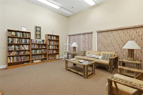 2321 SW 81st Terrace North Lauderdale FL 33068
