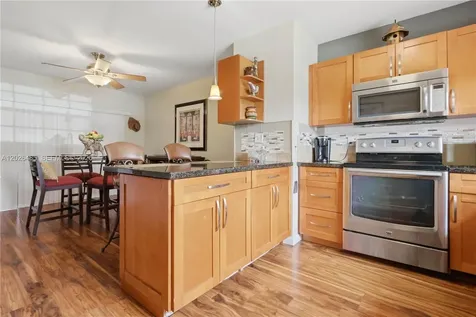 2321 SW 81st Terrace North Lauderdale FL 33068