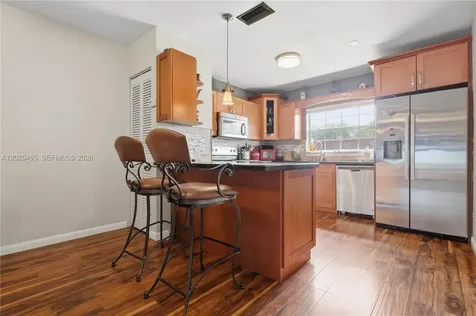 2321 SW 81st Terrace North Lauderdale FL 33068