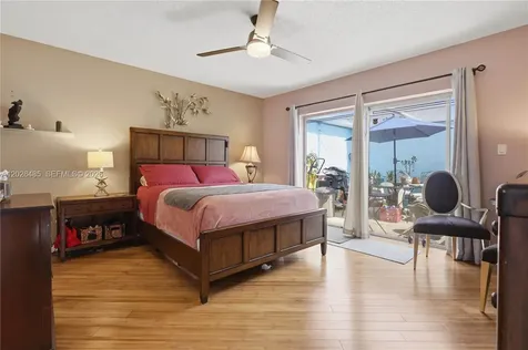 2321 SW 81st Terrace North Lauderdale FL 33068