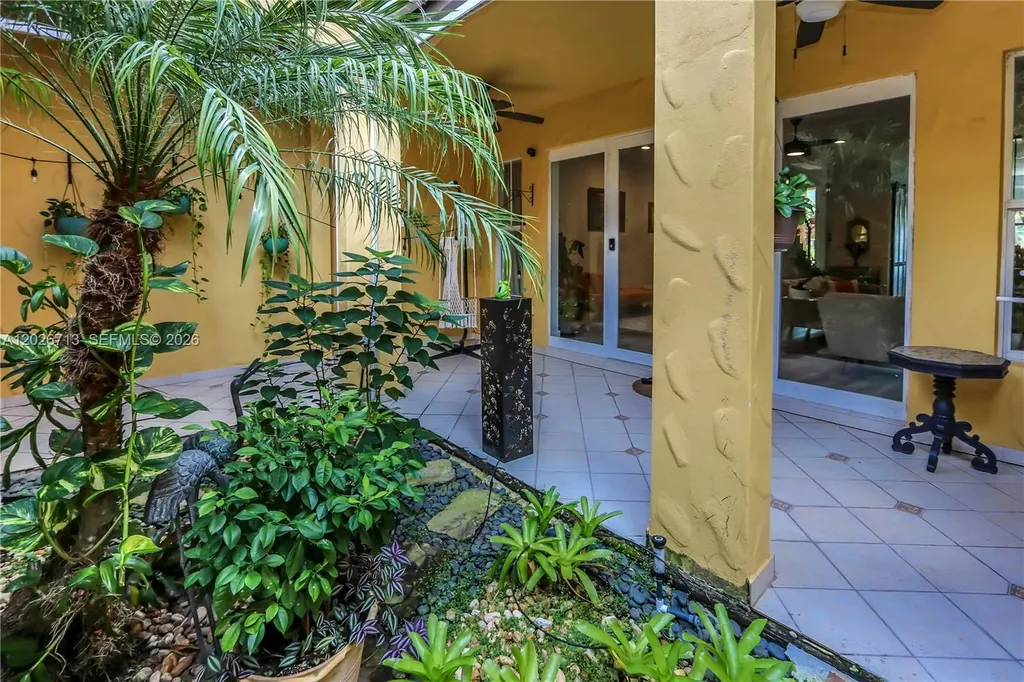 1619 Harrison Street Hollywood FL 33020