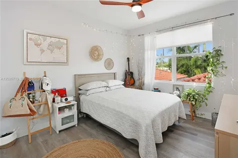 1619 Harrison Street Hollywood FL 33020