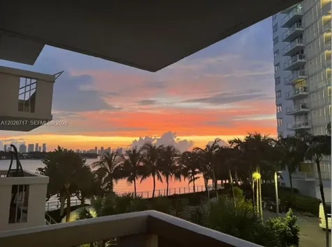 800 West Avenue Miami Beach FL 33139