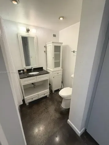 800 West Avenue Miami Beach FL 33139