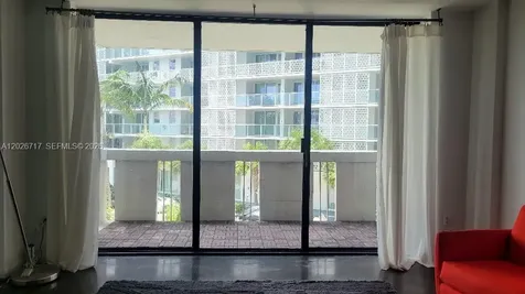 800 West Avenue Miami Beach FL 33139