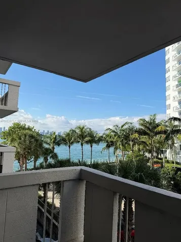 800 West Avenue Miami Beach FL 33139