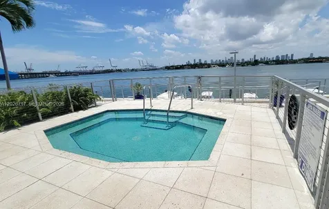 800 West Avenue Miami Beach FL 33139