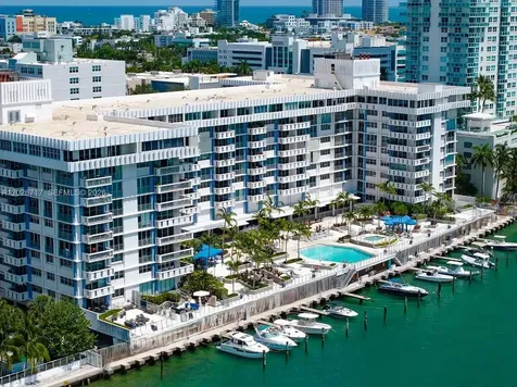 800 West Avenue Miami Beach FL 33139