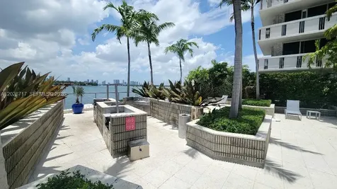 800 West Avenue Miami Beach FL 33139