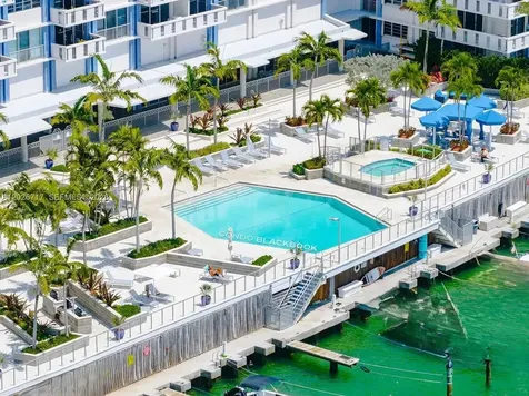 800 West Avenue Miami Beach FL 33139