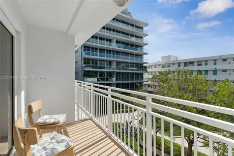 325 Ocean Drive Miami Beach FL 33139