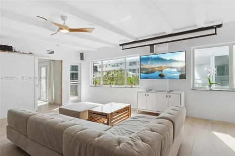 325 Ocean Drive Miami Beach FL 33139