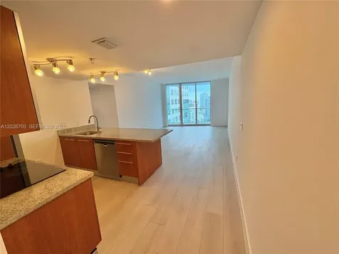 185 SW 7th Street Miami FL 33130