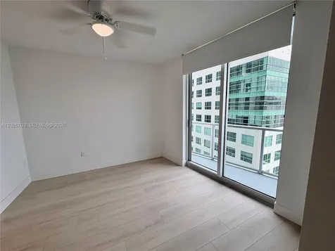 185 SW 7th Street Miami FL 33130