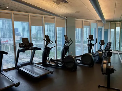 185 SW 7th Street Miami FL 33130