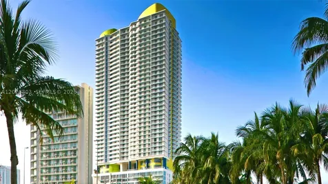 185 SW 7th Street Miami FL 33130