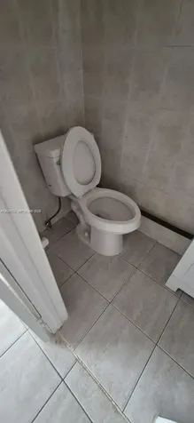 610 E 6th Place Hialeah FL 33010