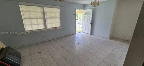 610 E 6th Place Hialeah FL 33010