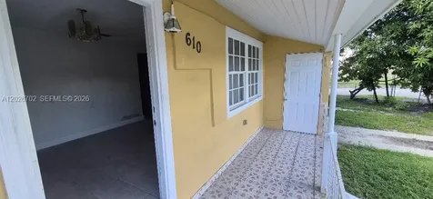 610 E 6th Place Hialeah FL 33010