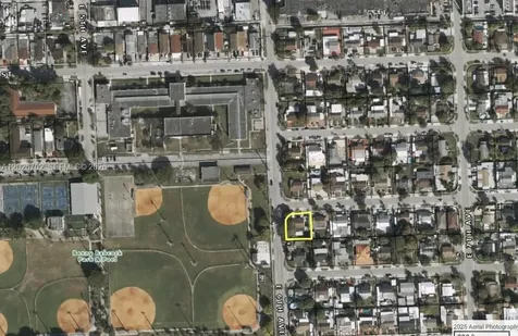 610 E 6th Place Hialeah FL 33010