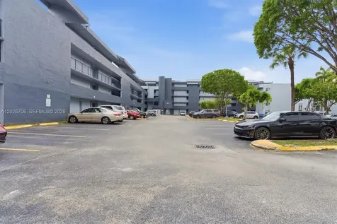 210 Fontainebleau Boulevard Miami FL 33172