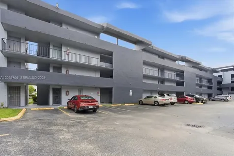 210 Fontainebleau Boulevard Miami FL 33172