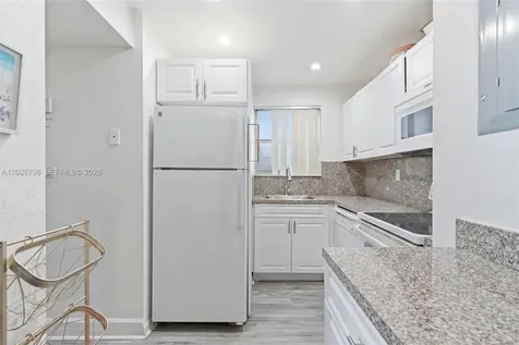 210 Fontainebleau Boulevard Miami FL 33172