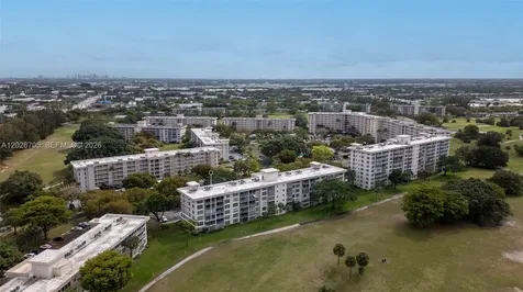 2651 S Course Drive Pompano Beach FL 33069
