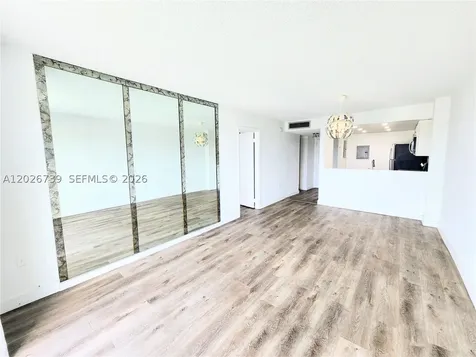 16465 NE 22nd Avenue North Miami Beach FL 33160