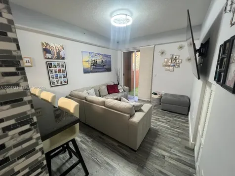 943 SW 143rd Terrace Pembroke Pines FL 33027