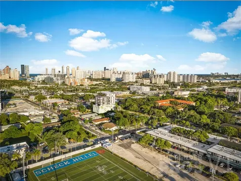 2557 NE 190th Street Miami FL 33180