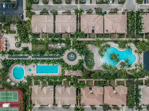 2925 NW 126th Avenue Sunrise FL 33323
