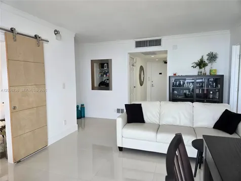 20379 W Country Club Drive Aventura FL 33180