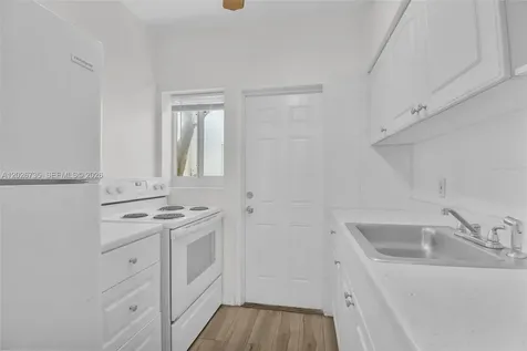 1135 Euclid Avenue Miami Beach FL 33139