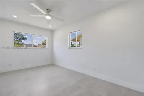 266 SW 6th Street Dania Beach FL 33004