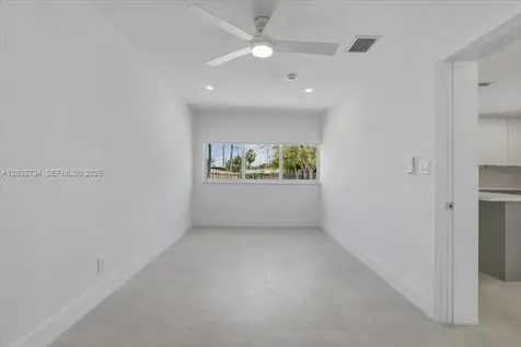 266 SW 6th Street Dania Beach FL 33004