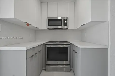 266 SW 6th Street Dania Beach FL 33004