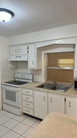 2420 NW 64th Terrace Sunrise FL 33313