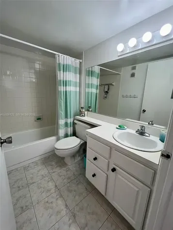 770 Claughton Island Drive Miami FL 33131