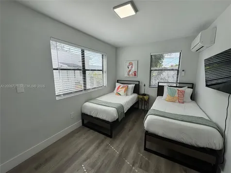 584 NW 30th Street Miami FL 33127