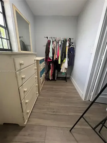 1275 NW 55th Street Miami FL 33142