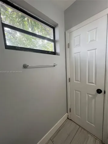 1275 NW 55th Street Miami FL 33142