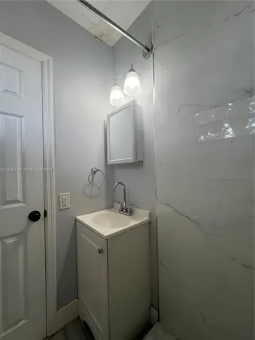 1275 NW 55th Street Miami FL 33142
