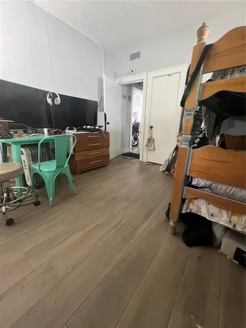 1275 NW 55th Street Miami FL 33142