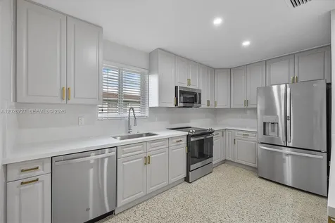 3820 SW 92nd Avenue Miami FL 33165